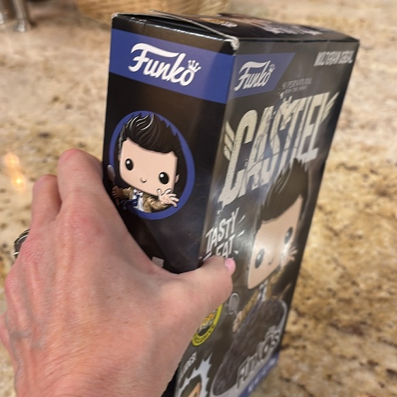 Castiel Funko Cereal - Picture 12 of 14